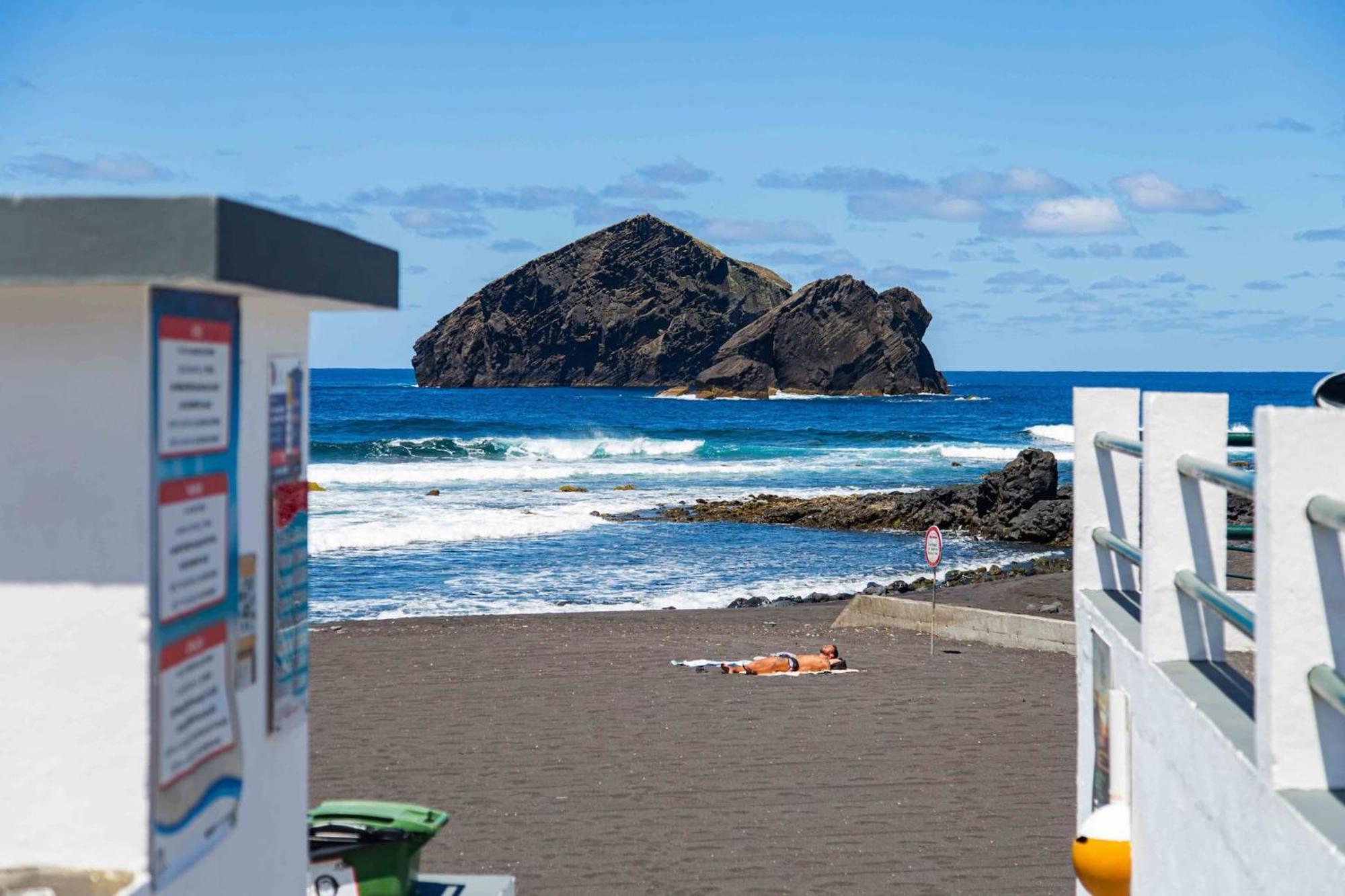Mosteiros Beach House Eksteriør bilde