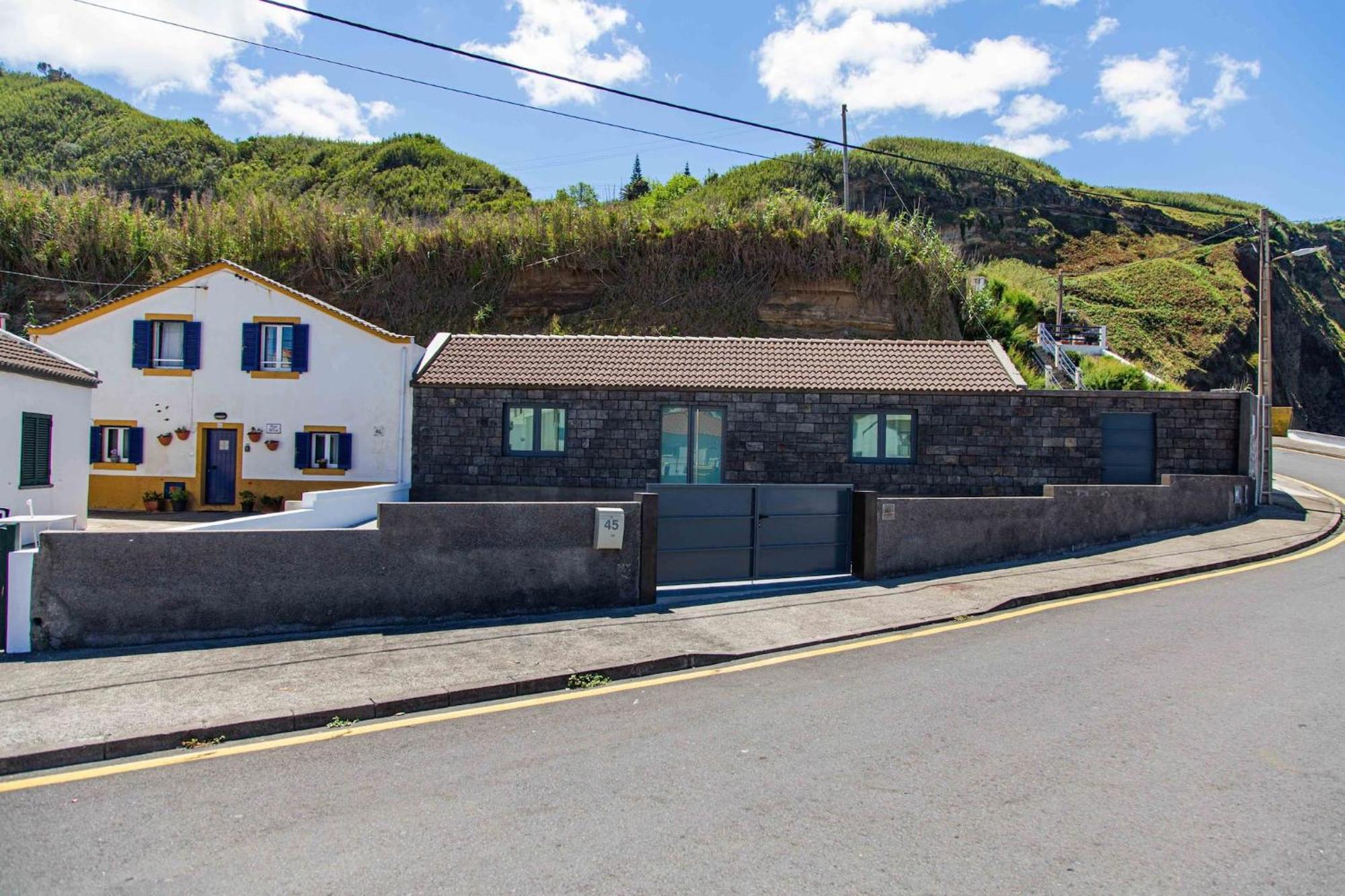 Mosteiros Beach House Eksteriør bilde